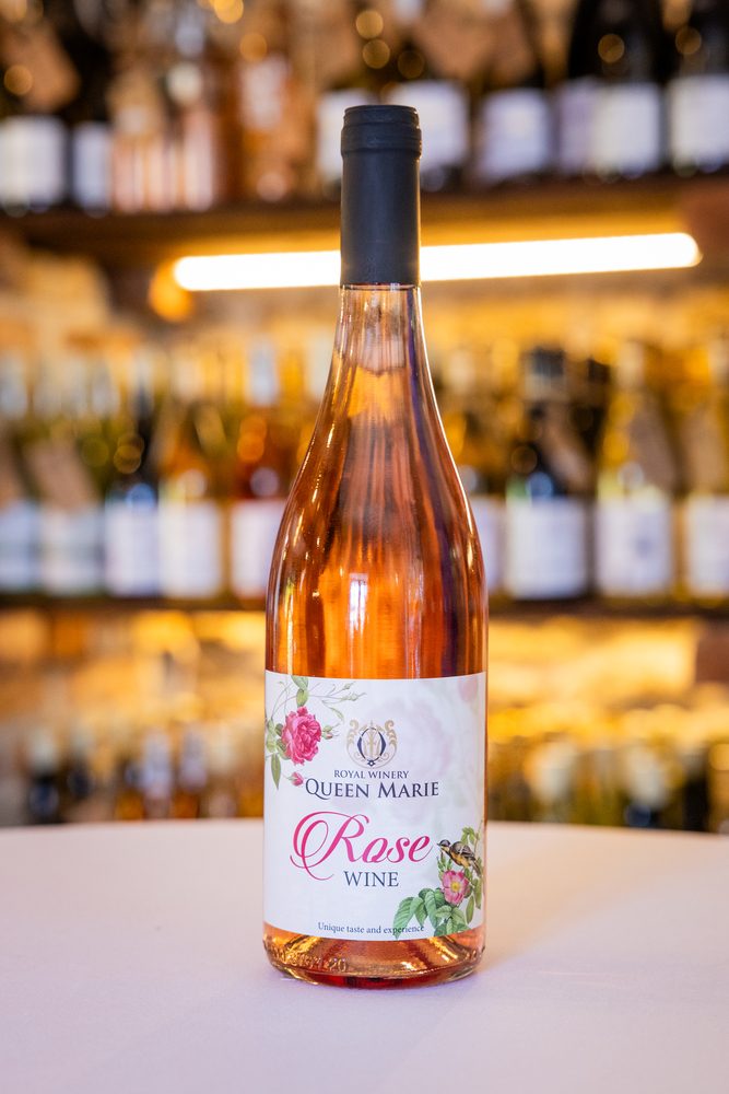 Rose - Роза Royal Winery Queen Marie