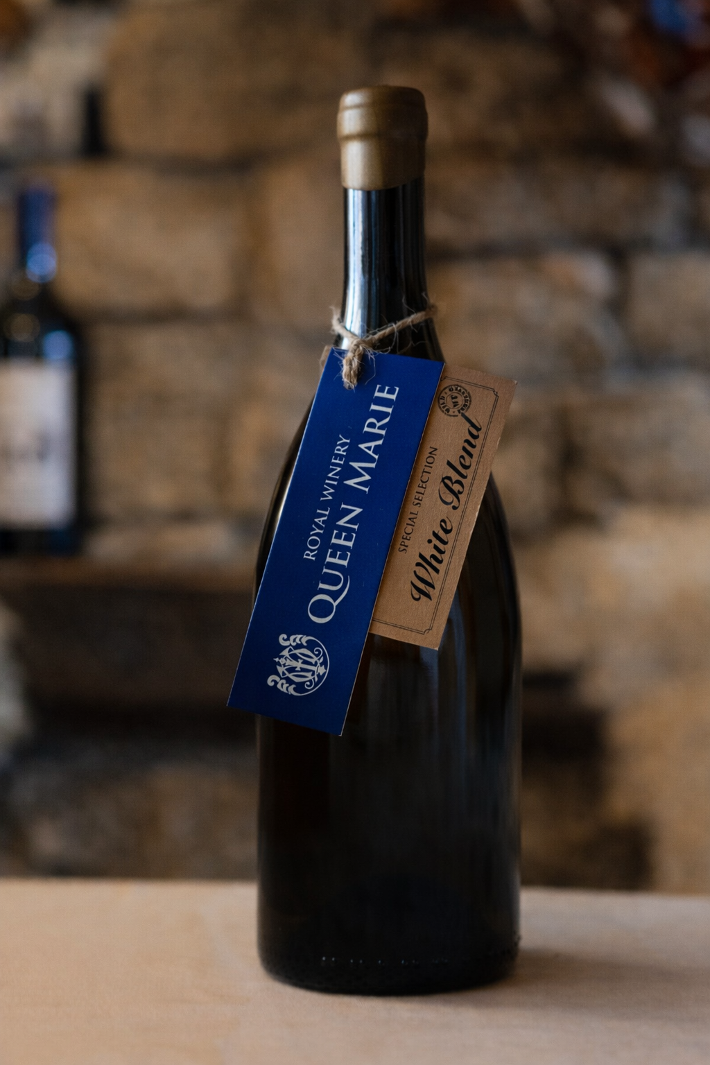 Royal Winery  Queen Marie White Blend  special selection